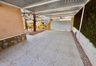 Sale - Villa - Benferri