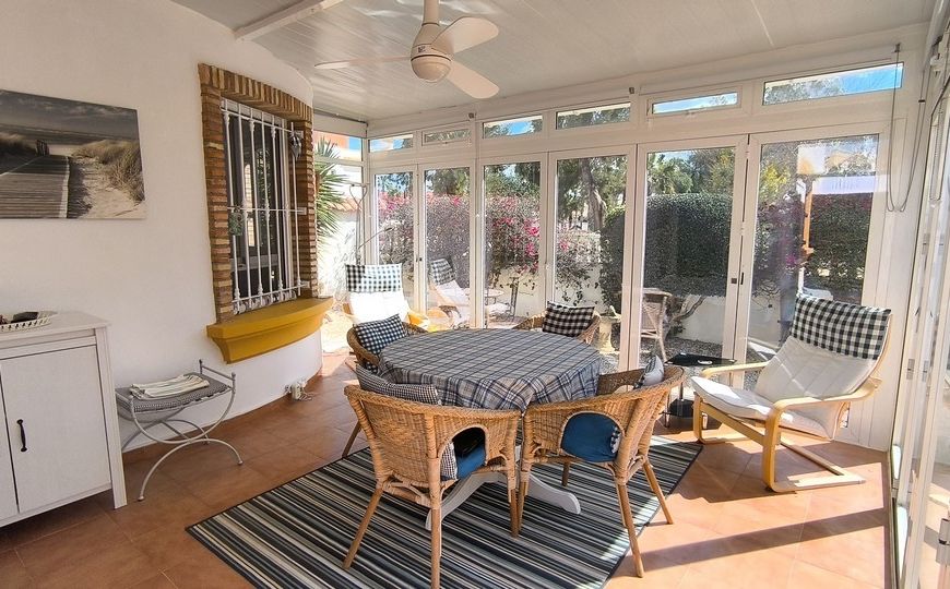 Sale - Villa - El Raso
