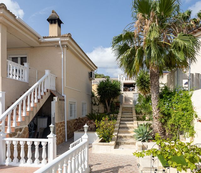 Sale - Villa - Algorfa