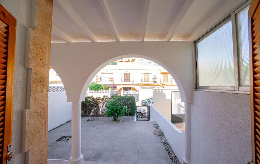 Venta - Ground Floor - Torrevieja
