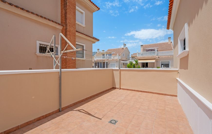 Sale - Villa - Torrevieja