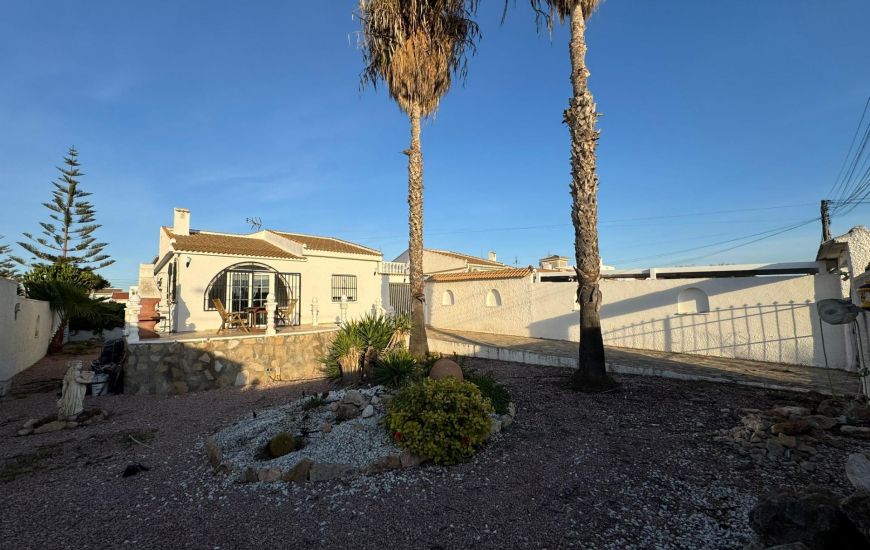 Sale - Villa - Torrevieja - 