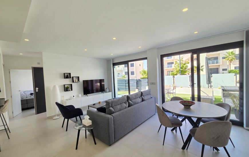 Sale - Villa - Pilar de la Horadada