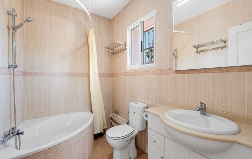Sale - Villa - Benijófar - 