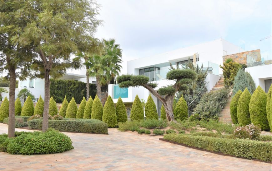 Sale - Villa - Las Colinas - Las Colinas Golf Resort