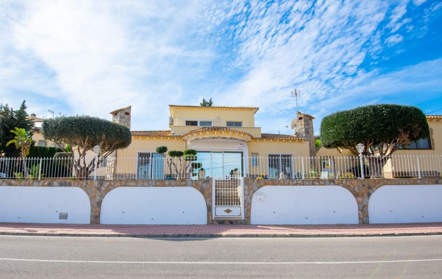 Sale - Villa - Algorfa