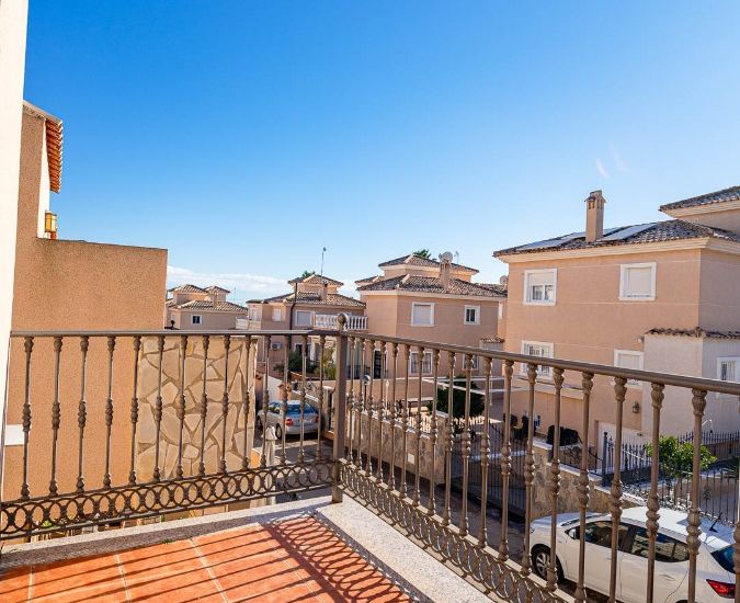 Sale - Adosado - Punta Prima