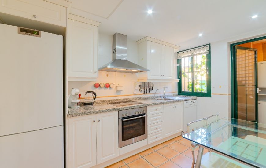 Sale - Adosado - Benidorm