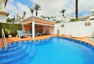 Sale - Villa - Villamartin