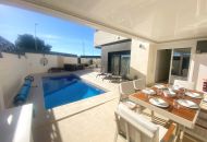 Sale - Half Vrijstaand Huis - Ciudad Quesada