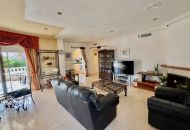 Sale - Villa - Benferri