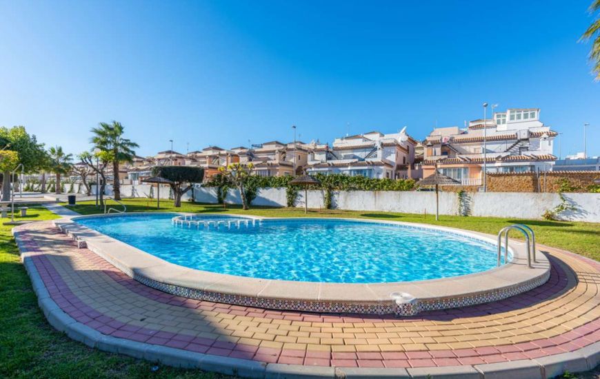 Sale - Villa - Villamartin