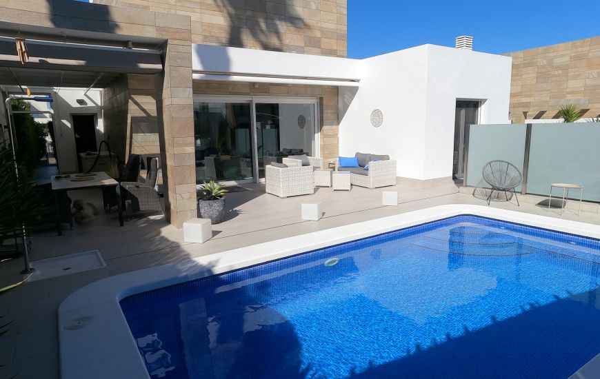 Sale - Villa - Algorfa