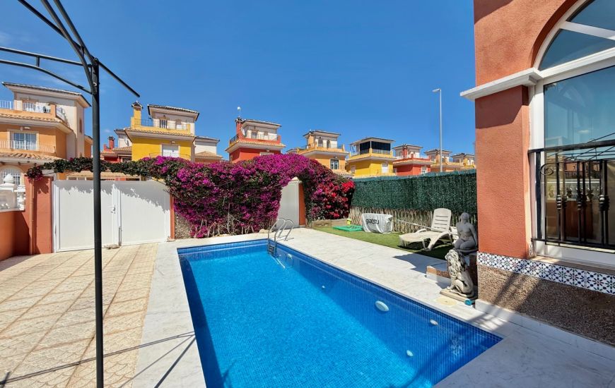 Venta - Bungalow - Los Montesinos