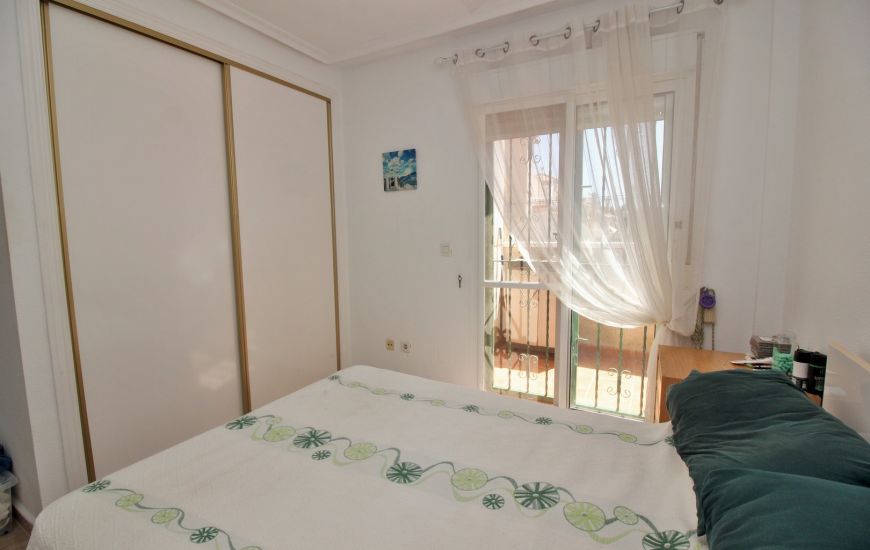 Sale - Villa - Villamartin