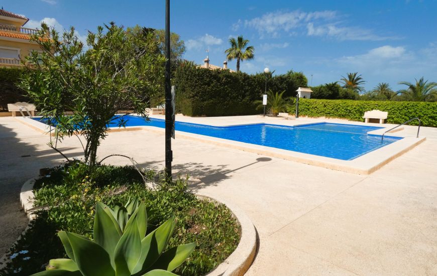 Venta - Villa - La Zenia