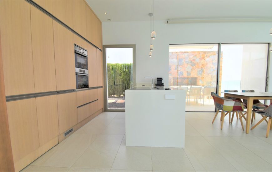 Sale - Villa - Las Colinas - Las Colinas Golf Resort