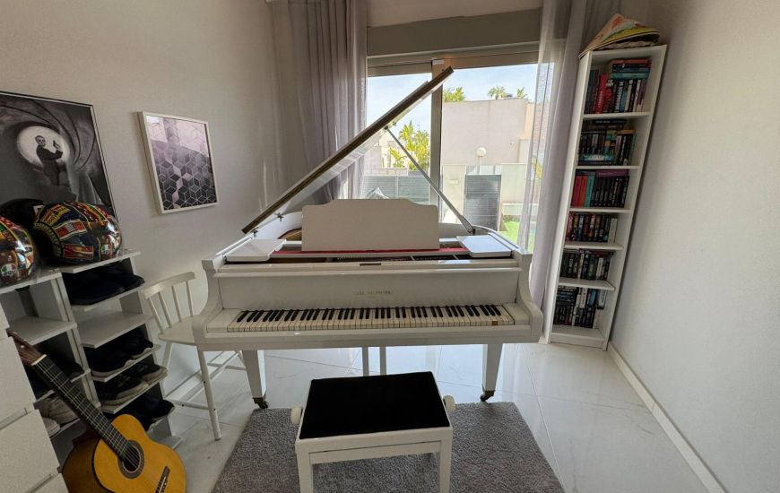 Sale - Villa - Orihuela Costa