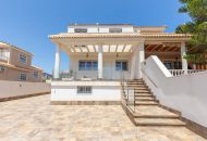 Sale - Villa - Torrevieja - 