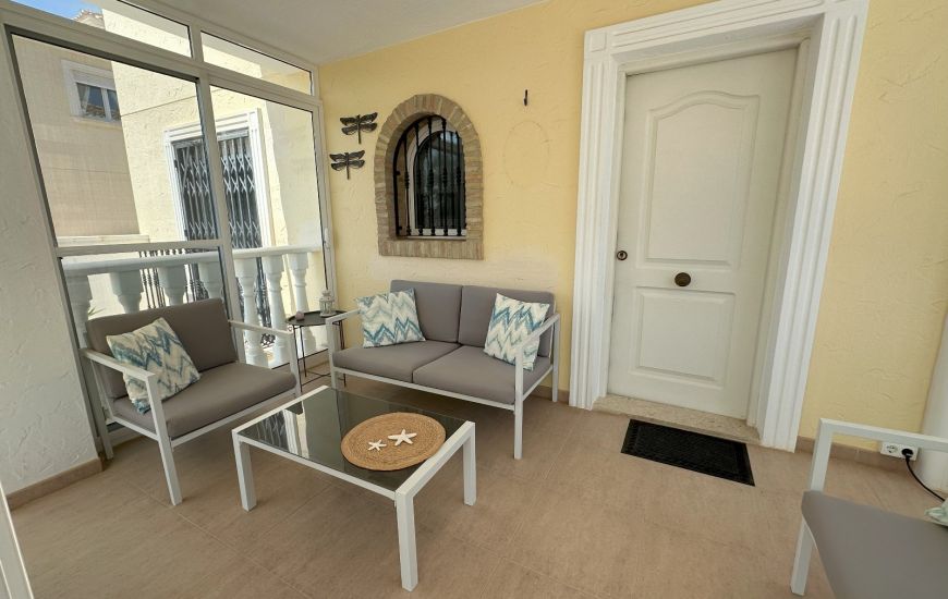 Sale - Villa - El Raso