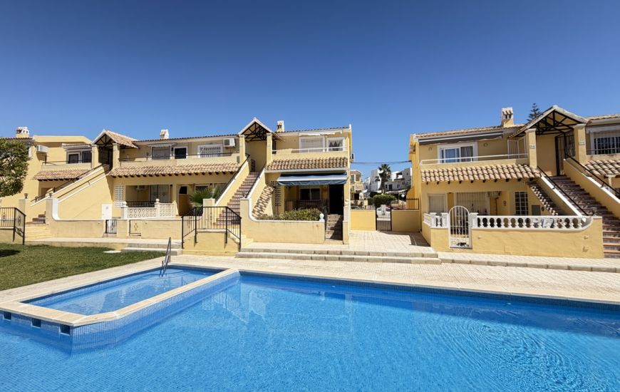 Sale - Apartments - Villamartin