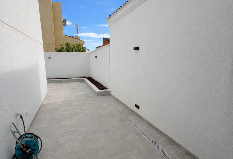 Sale - Villa - Torrevieja