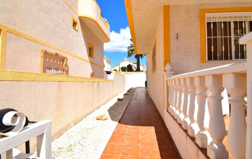 Sale - Townhouse - Orihuela Costa