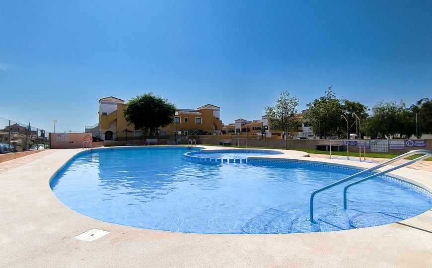 Sale - Bungalow - Los Montesinos