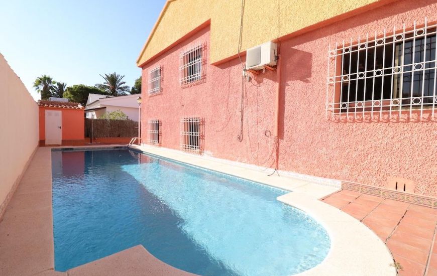 Sale - Villa - Cabo Roig