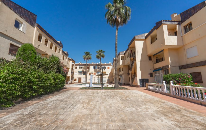 Sale - Apartments - Punta Prima