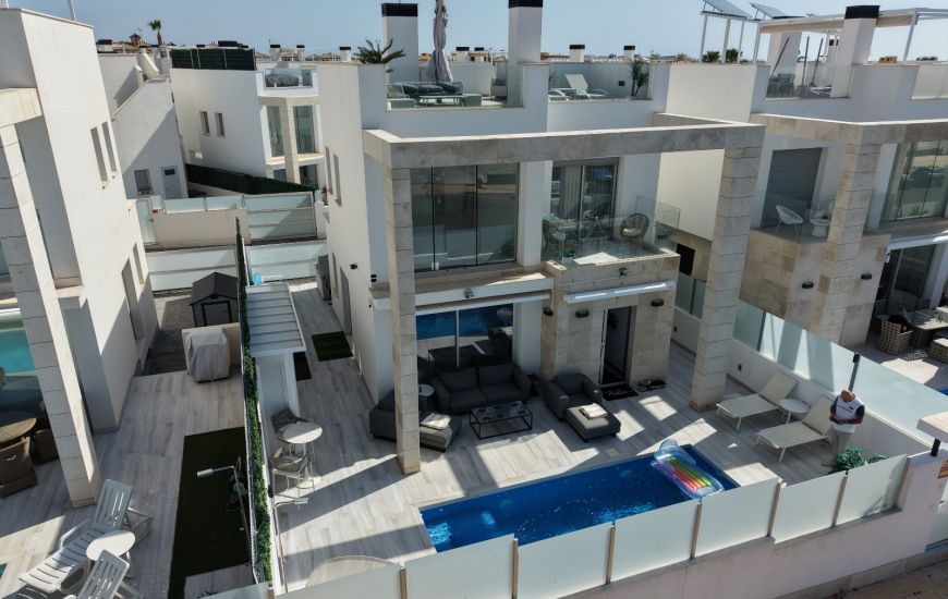 Sale - Villa - Orihuela Costa
