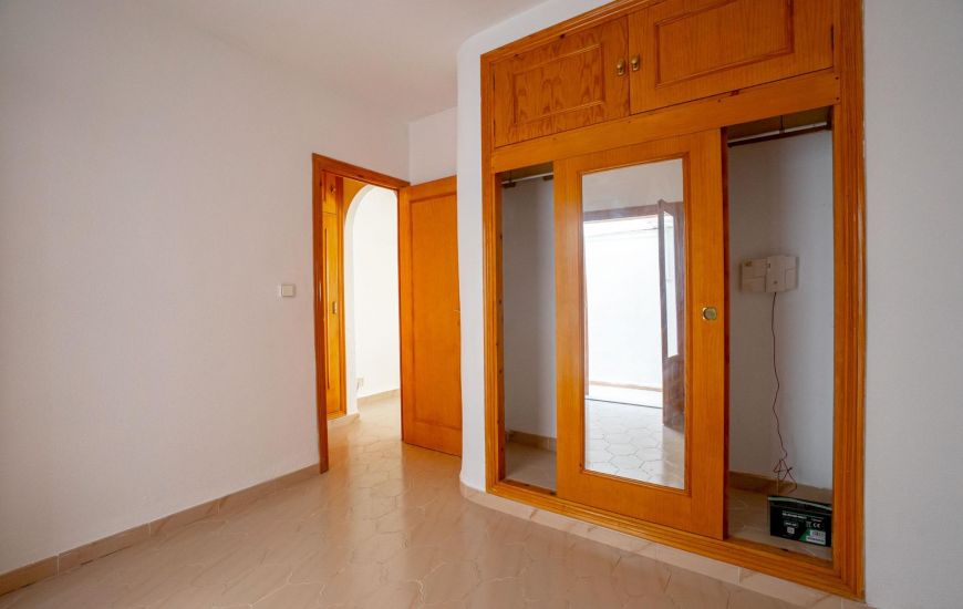 Venta - Ground Floor - Torrevieja
