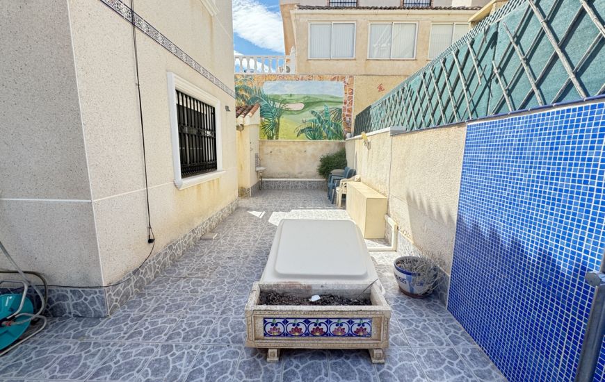 Sale - Villa - Villamartin