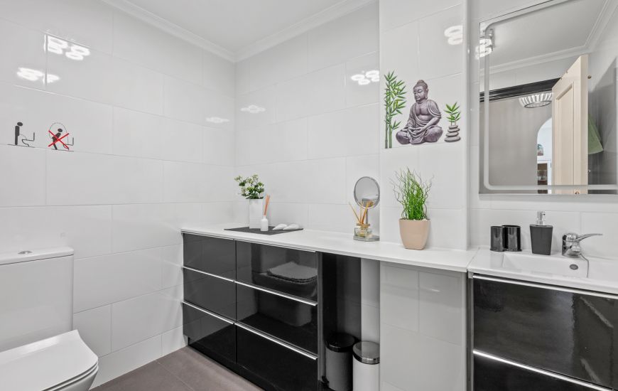 Sale - Ground floor apartment - Pilar de la Horadada