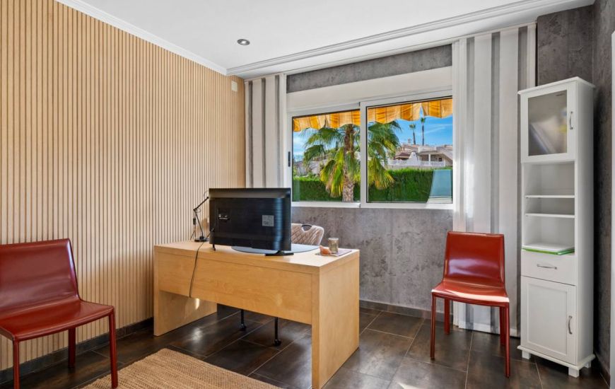 Venta - Villa - Algorfa