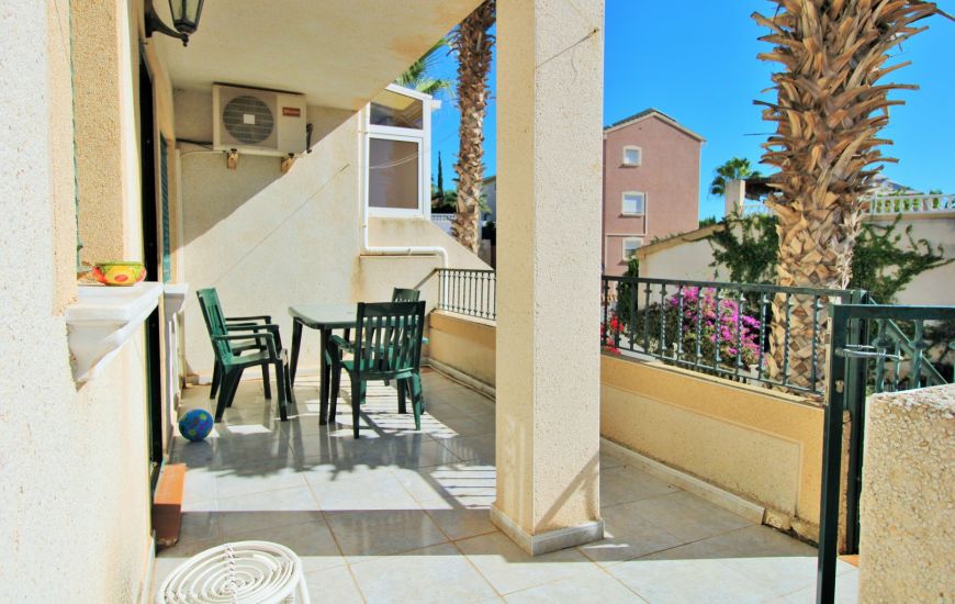 Sale - Rijtjeshuis - Villamartin