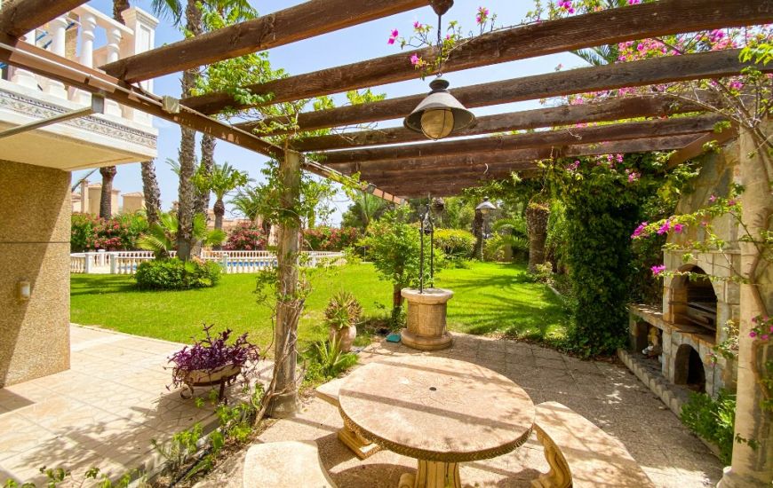 Venta - Villa - Villamartin