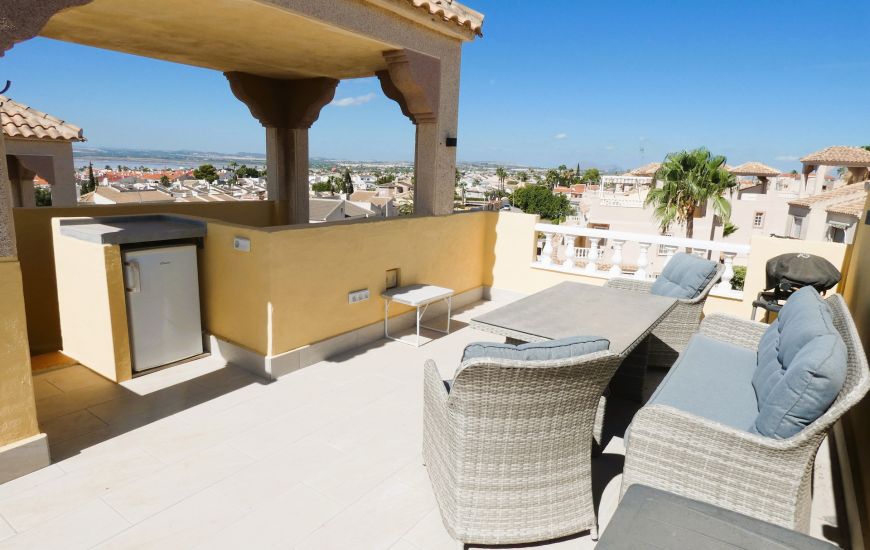 Sale - Semi Detached - Torrevieja