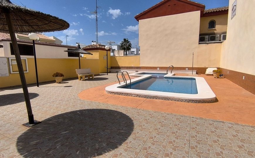 Sale - Half Vrijstaand Huis - Ciudad Quesada