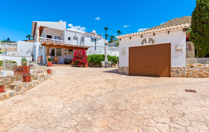 Sale - Villa - Alicante