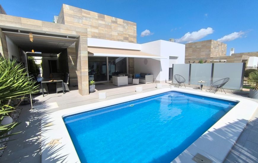 Sale - Villa - Algorfa