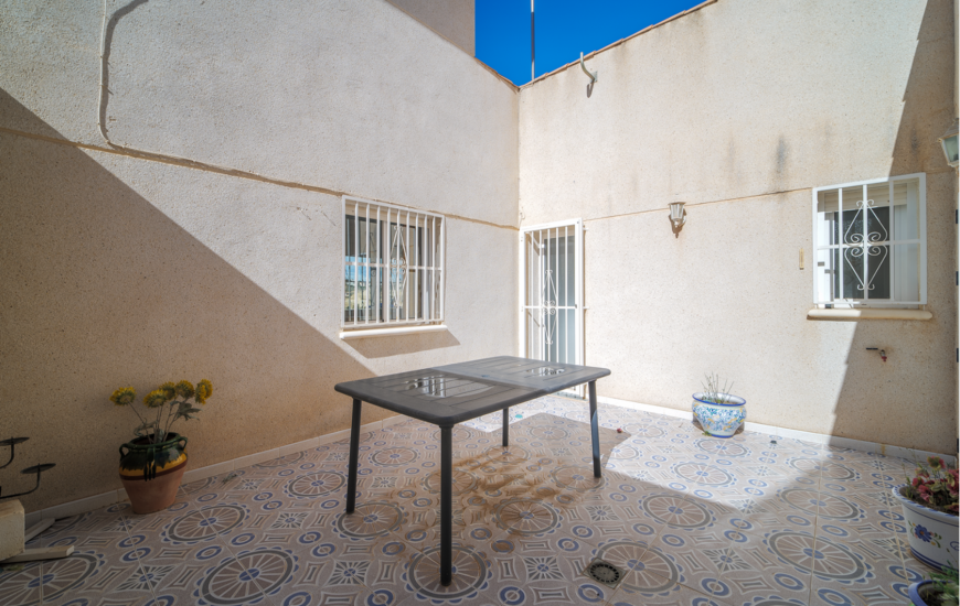 Sale - Half Vrijstaand Huis - Ciudad Quesada