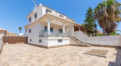 Villa - Venta - Torrevieja - Torrevieja