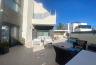 Sale - Half Vrijstaand Huis - Ciudad Quesada