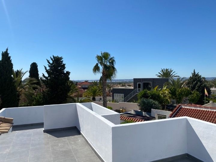 Sale - Villa - Ciudad Quesada