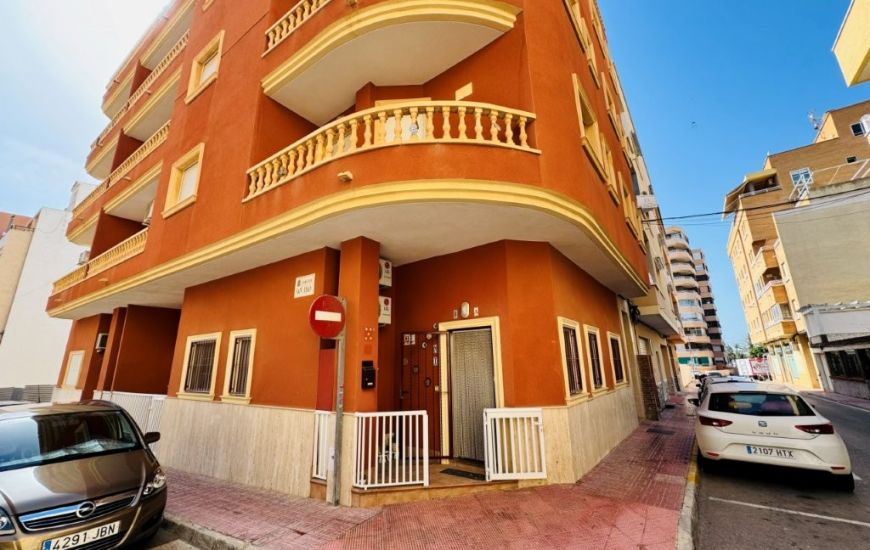 Sale - Apartments - 