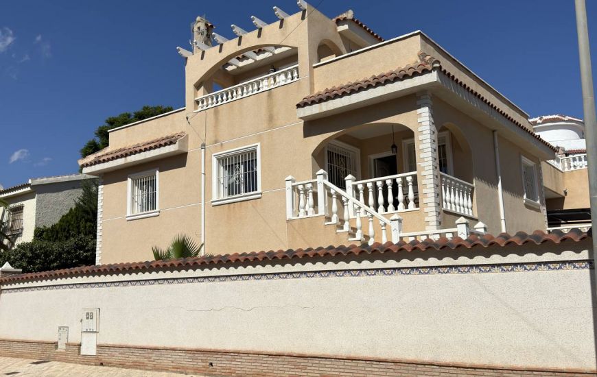 Sale - Villa - 