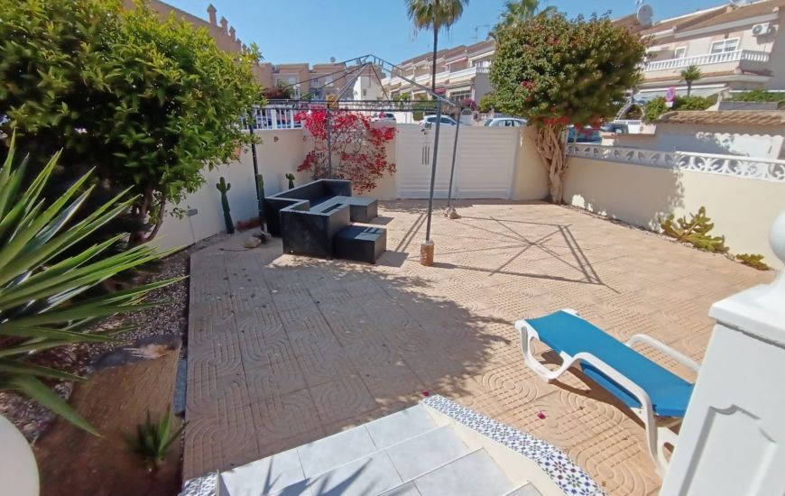 Sale - Half Vrijstaand Huis - Ciudad Quesada