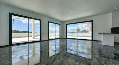 Villa - Sale -  - 