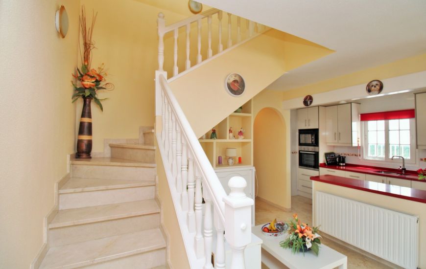Sale - Villa - Villamartin